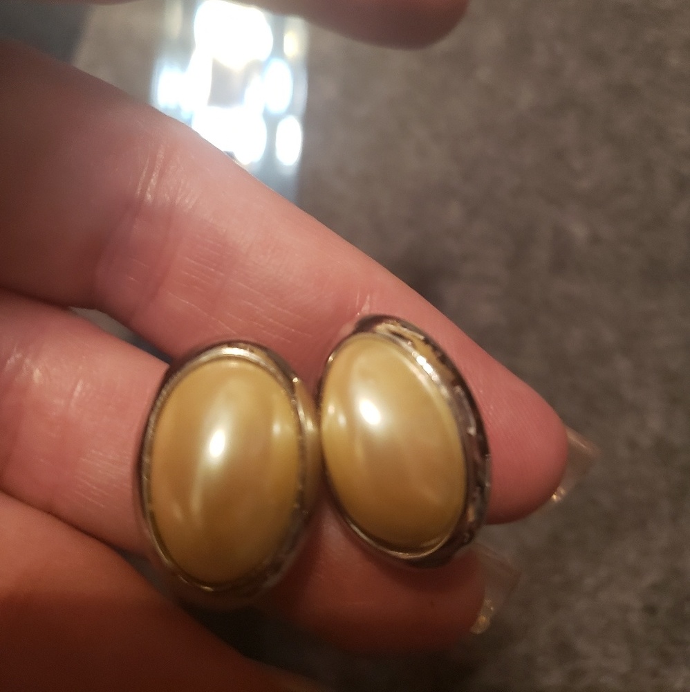Vintage clip on faux pearl earrings